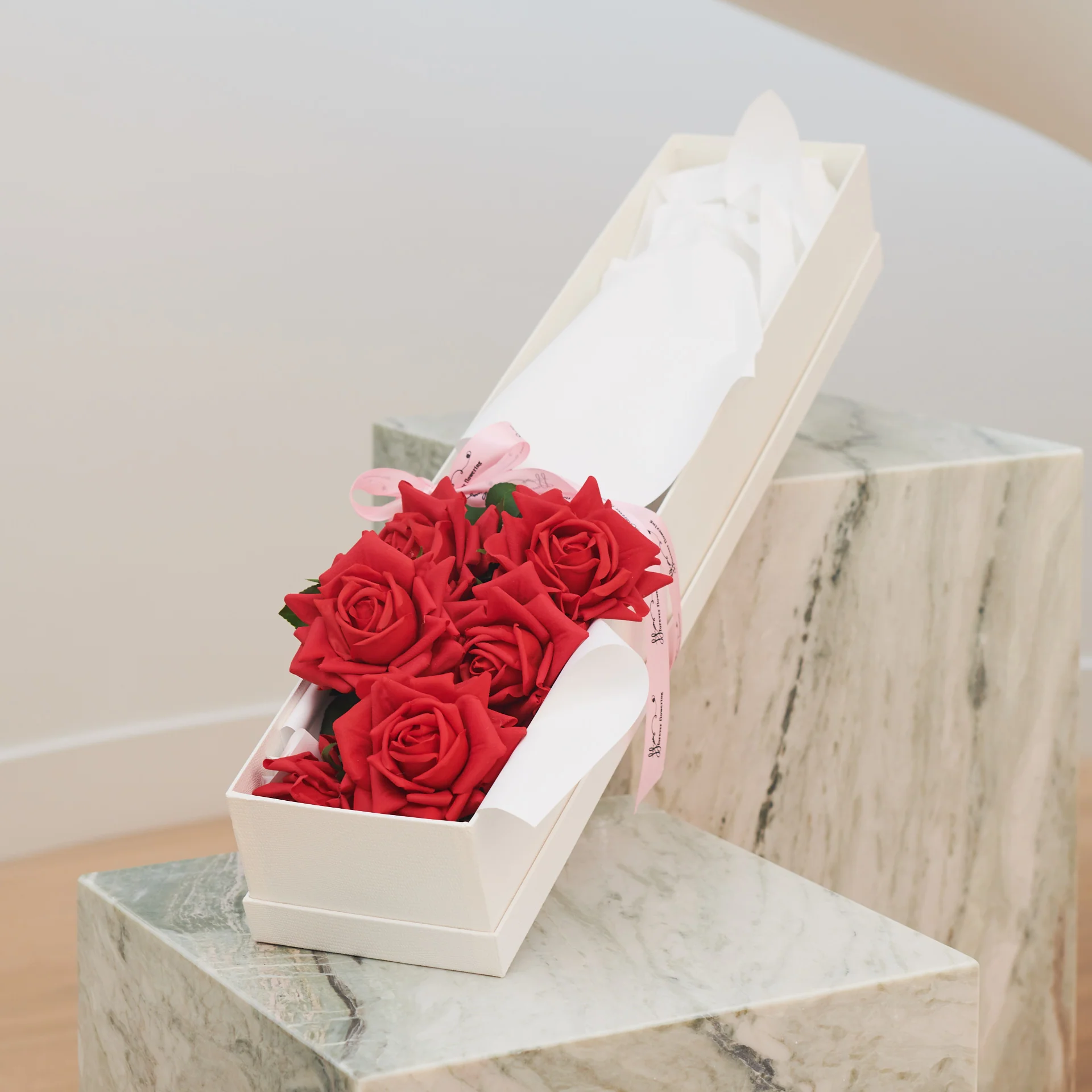 The Signature Rose Collection - Image 4