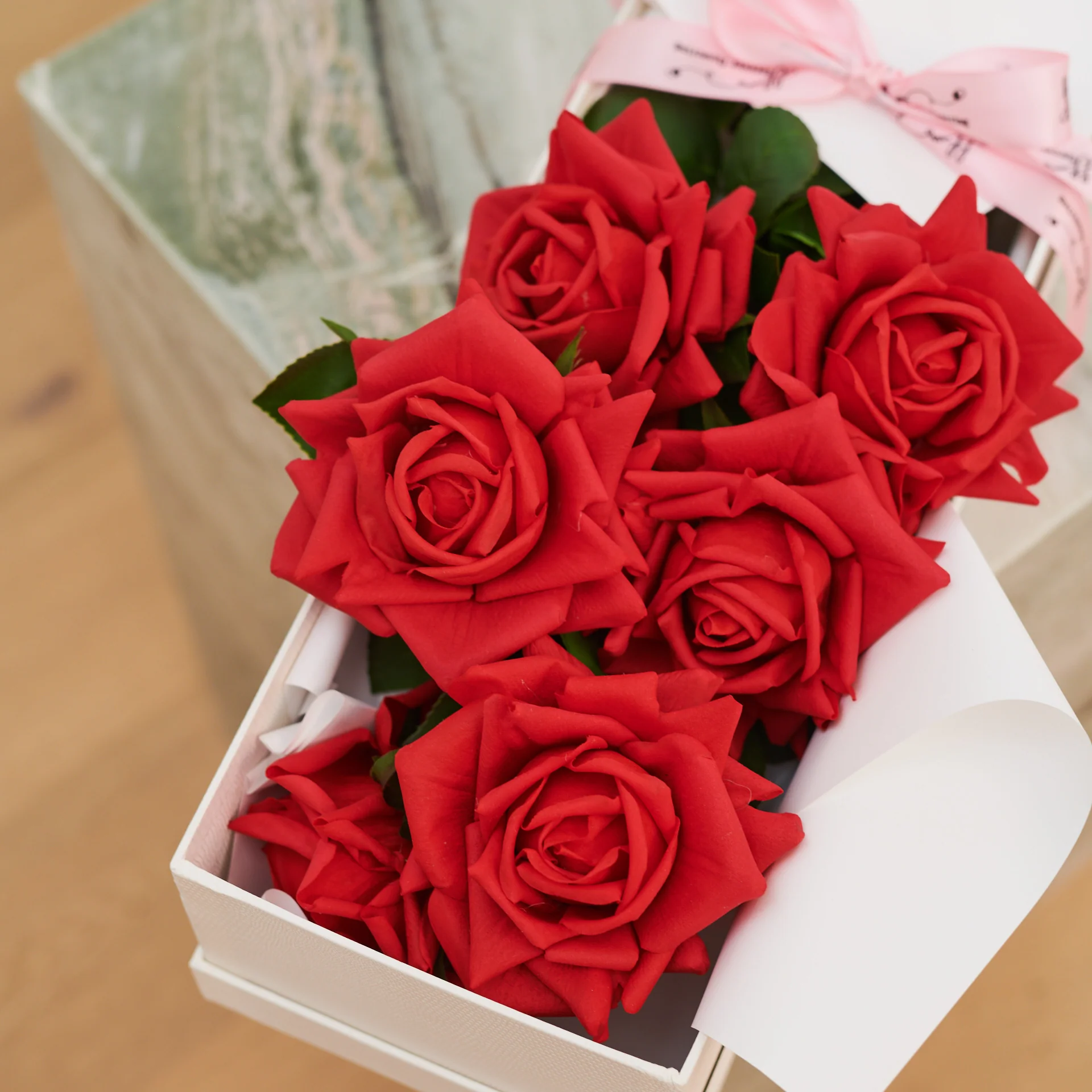 The Signature Rose Collection - Image 7