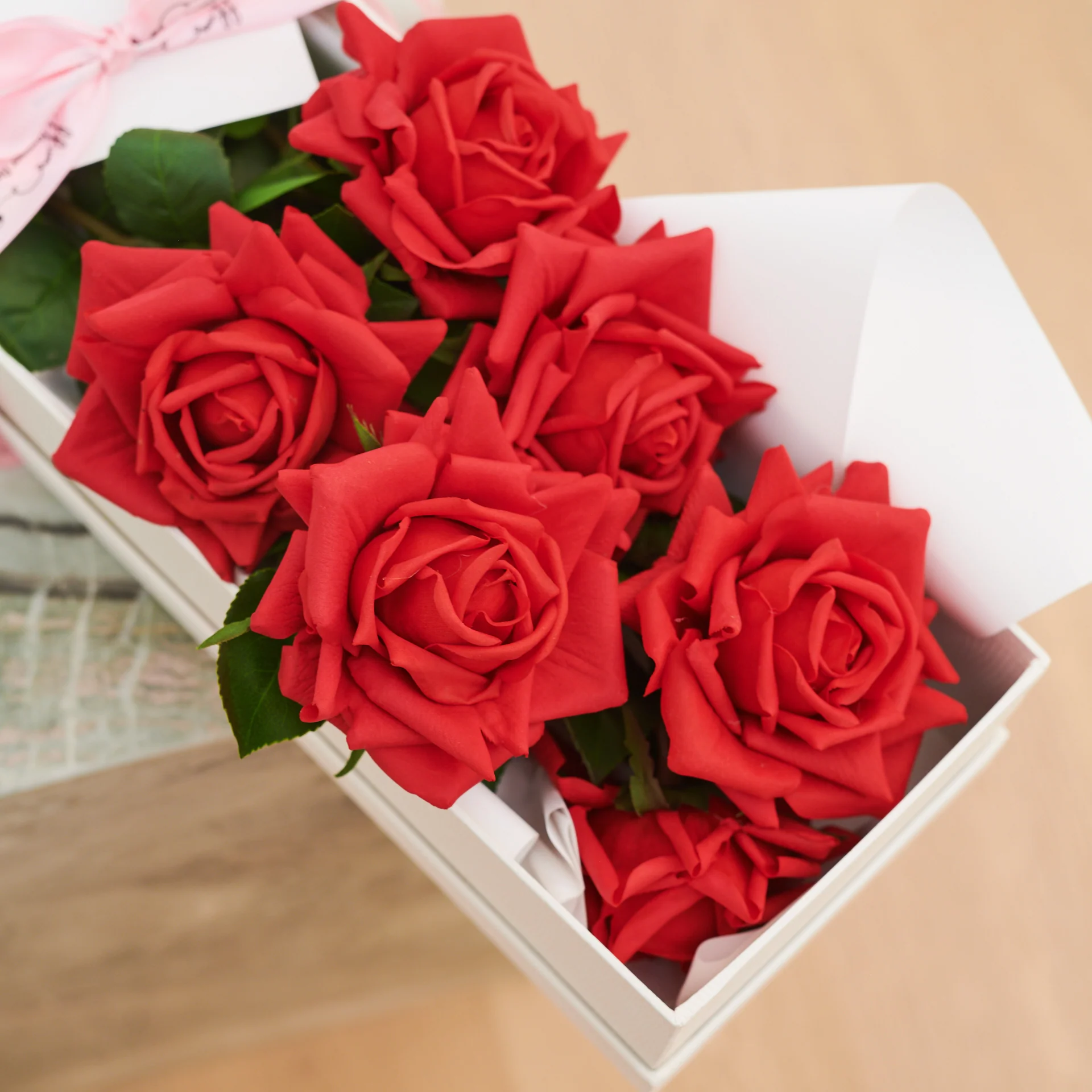 The Signature Rose Collection - Image 9